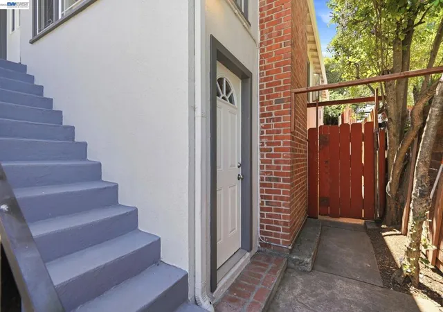 Photo 3 of Single family home for sale at 931 Hargus Ave, Vallejo, CA 94591 | MLS# 41142660 | Listing updated on 2026-10-09