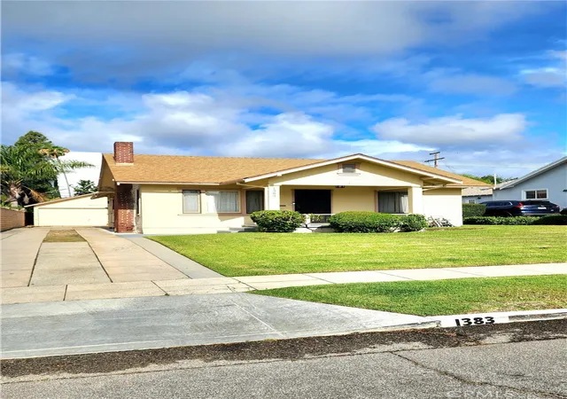 Photo 1 of Single family home for sale at 1383 N Oxford, Pasadena, CA 91104 | MLS# IV26160957 | Listing updated on 2026-10-02