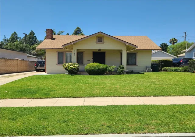 Photo 2 of Single family home for sale at 1383 N Oxford, Pasadena, CA 91104 | MLS# IV26160957 | Listing updated on 2026-10-02