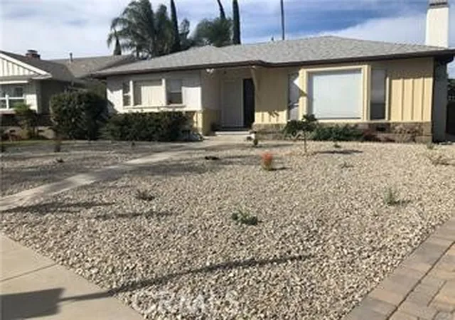 Photo 1 of Single family home for sale at 6559 Bothwell Rd, Reseda, CA 91335 | MLS# SR26161576 | Listing updated on 2026-08-04
