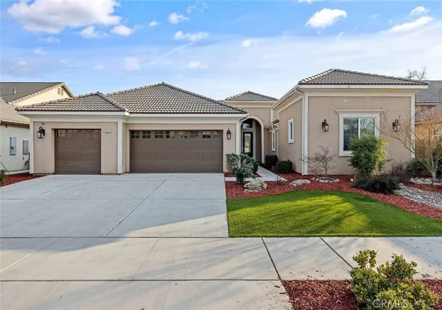 Single family home for sale at 6545 W Wren, Visalia, CA 93291 | MLS# FR26161572