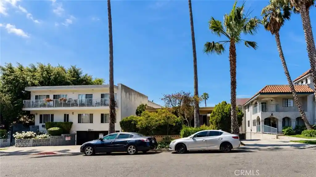 Photo 1 of Multi family home for sale at 1029 N Orange Grv, West Hollywood, CA 90046 | MLS# SR26161664 | Listing updated on 2026-10-29
