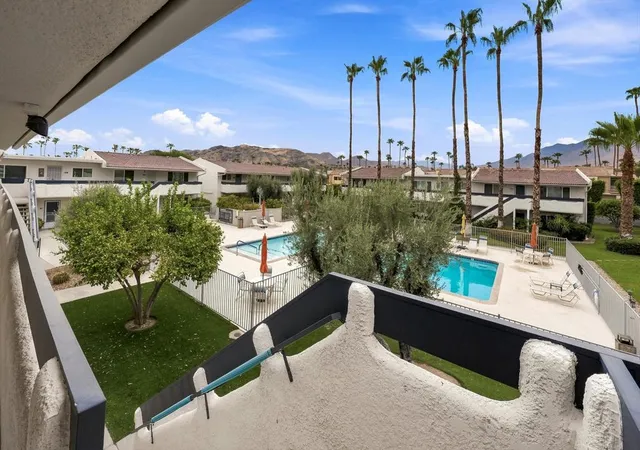 Listing Photo 5 - Condo for sale in building located at 1950 S Palm Cyn Dr, Palm Springs, CA 92264 - Unit #134