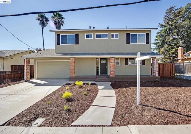 1st image of 6899 Langmuir Ln, Dublin, CA 94568 | MLS# 41142697