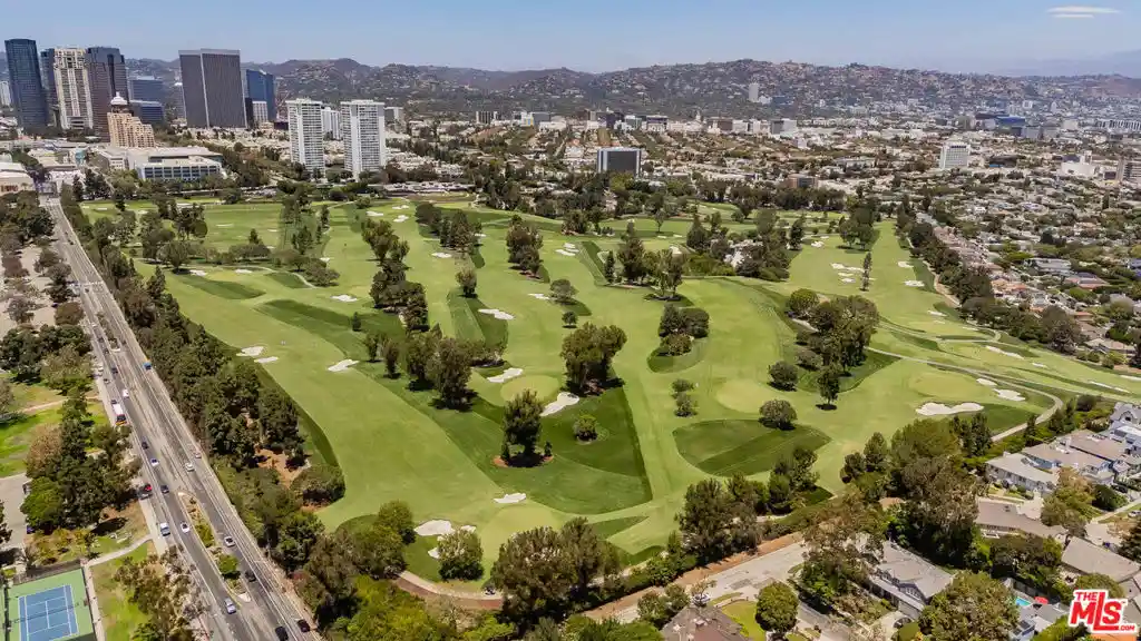 Listing Photo 37 - Condo for sale in 10120 Empyrean Wy located at 10120 Empyrean Wy, Los Angeles, CA 90067 - Unit #102