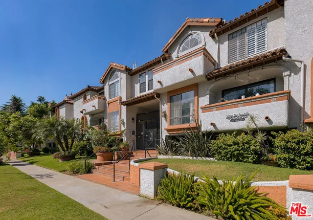 Photo 1 of Condo for sale at 3271 Sawtelle Blvd #204, Los Angeles, CA 90066 | MLS# 26858287 | Listing updated on 2026-09-18