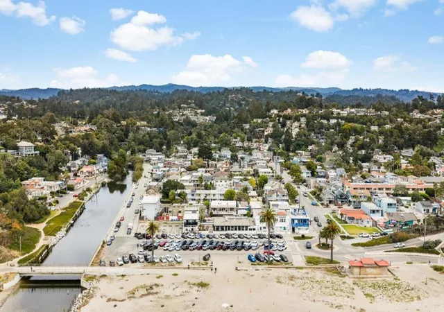 Photo 3 of Single family home for sale at 105 Stephen Rd, Aptos, CA 95003 | MLS# ML82055373 | Listing updated on 2026-10-05