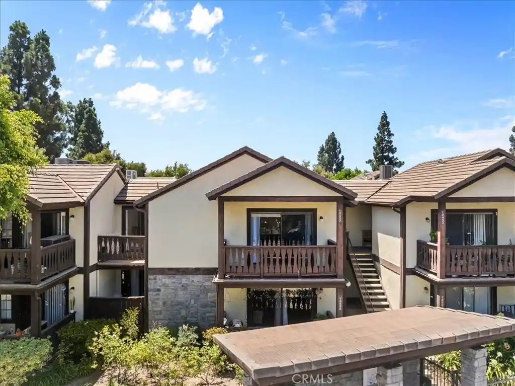 Listing Photo 1 - Condo for sale in 12437 Bay Hl Ct located at 12437 Bay Hl Ct, Garden Grove, CA 92843 - Unit 12437 Bay Hl Ct