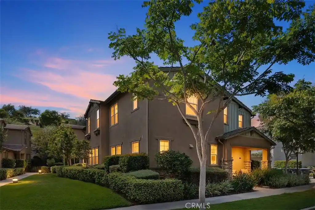 Photo 1 of Single family home for sale at 33 Lomada St, Rancho Mission Viejo, CA 92694 | MLS# OC26159113 | Listing updated on 2026-10-22