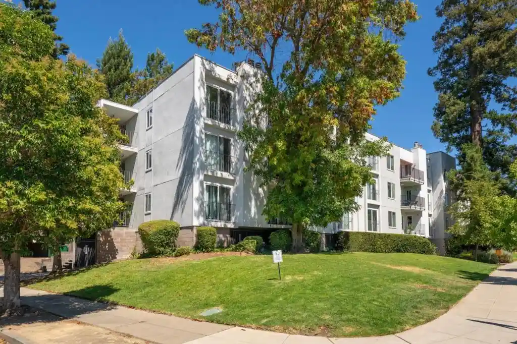 Condo for sale at 601 Leahy St #306, Redwood City, CA 94061 | MLS# ML82054002