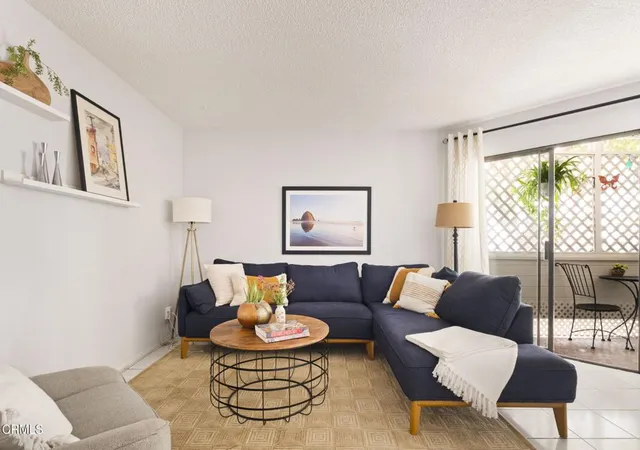 1st image of 110 N Everett #103, Glendale, CA 91206 | MLS# P1-28182