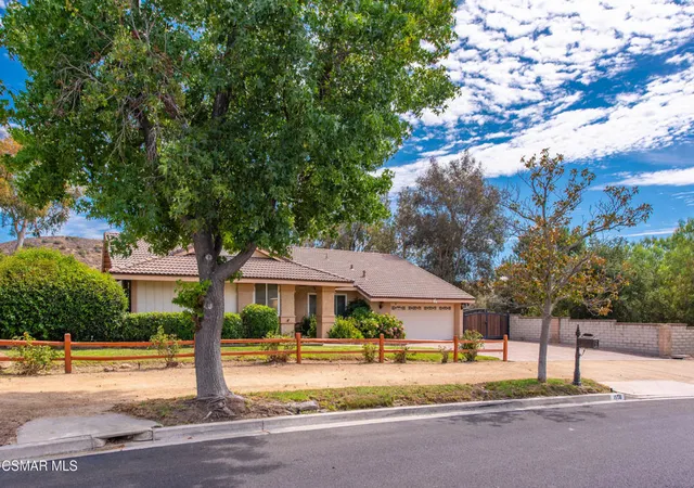 Photo 3 of Single family home for sale at 1558 Placid Ct, Simi Valley, CA 93065 | MLS# 226003535 | Listing updated on 2026-10-02