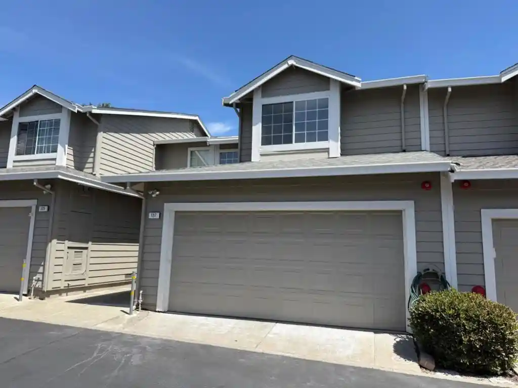 Townhouse for sale at 127 Harris Cir, Bay Point, CA 94565 | MLS# ML82055398