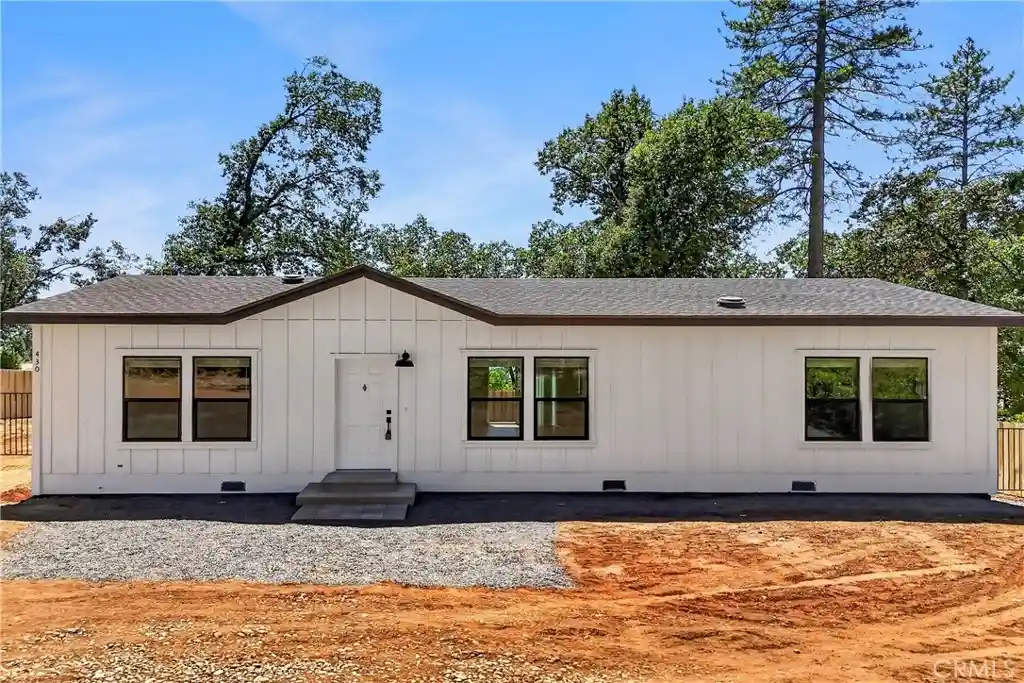 Photo 1 of Sale Pending at 430 Stacy Ln, Paradise, CA 95969 | MLS# TR26158789 | Listing updated on 2026-10-27