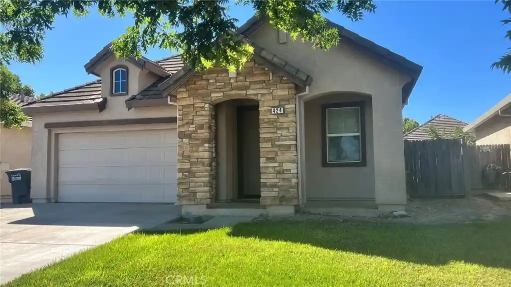 Photo 1 of Single family home for sale at 424 Barclay Way, Merced, CA 95348 | MLS# MC26158999 | Listing updated on 2026-07-25