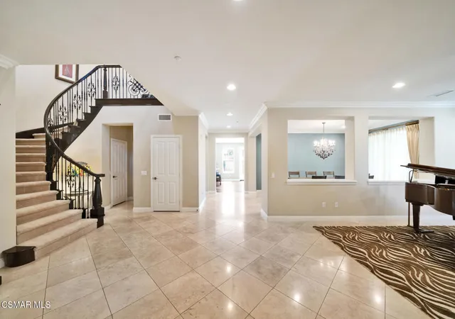 Photo 3 of Single family home for sale at 3916 Eagle Flight Dr, Simi Valley, CA 93065 | MLS# 226003541 | Listing updated on 2026-09-28