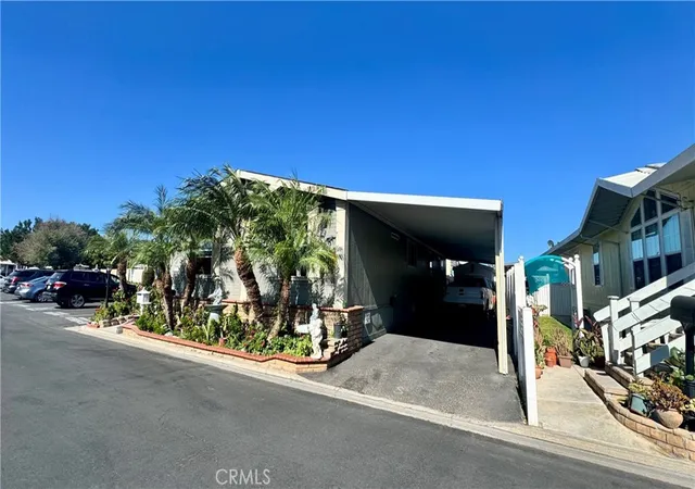 Photo 2 of Manufactured home for sale at 10550 Western #61, Stanton, CA 90680 | MLS# SB26161878 | Listing updated on 2026-09-16