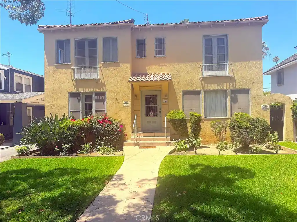 Multi family home for sale at 141 N Bonnie Ave, Pasadena, CA 91106 | MLS# SR26155217
