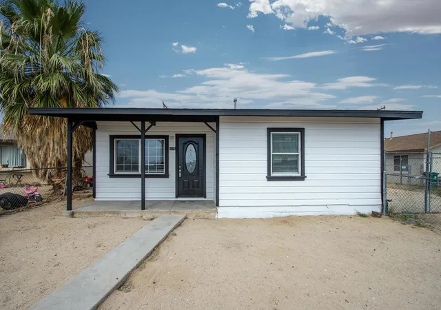 Photo 2 of Single family home for sale at 6316 Athol Ave, Twentynine Palms, CA 92277 | MLS# 219150690PS | Listing updated on 2026-09-17