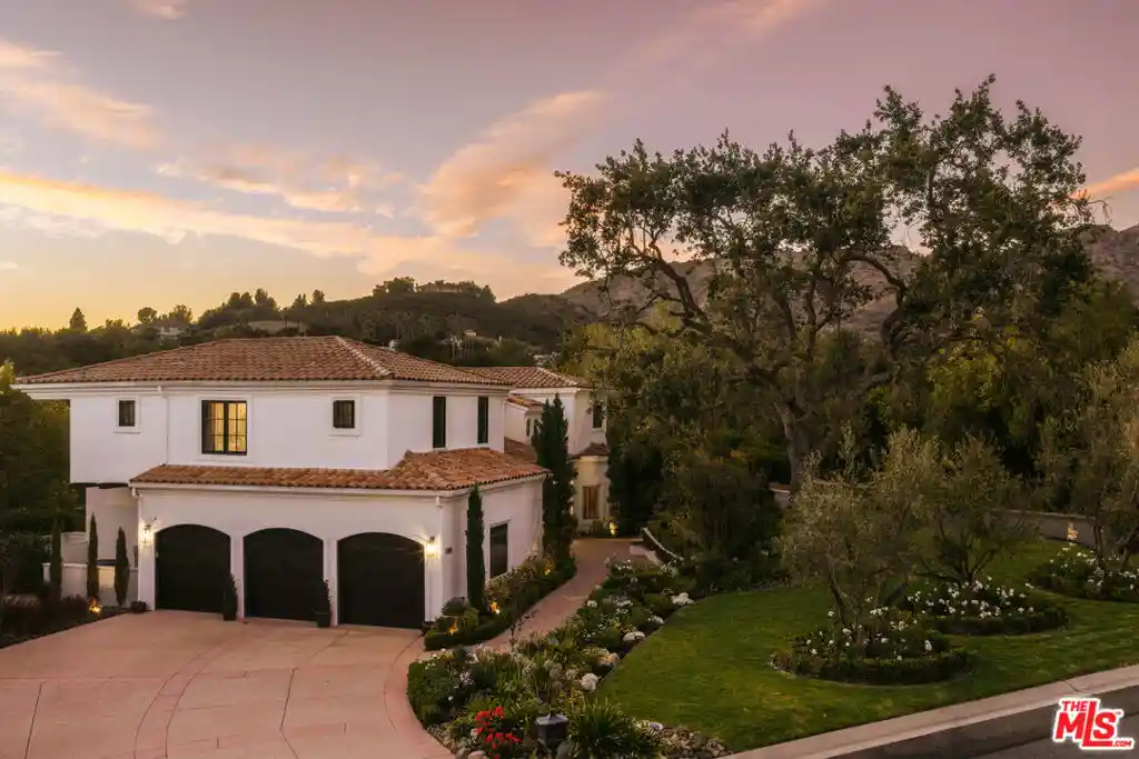 Photo 1 of Single family home for sale at 1285 Falling Star Ave, Westlake Village, CA 91362 | MLS# 26864133 | Listing updated on 2026-08-01