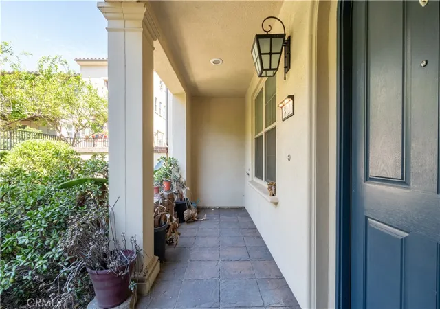 Photo 2 of Townhouse for sale at 812 Citrus Ct, Claremont, CA 91711 | MLS# CV26155174 | Listing updated on 2026-10-09