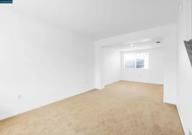 Photo 4 of Townhouse for sale at 712 Daniels Ave, Vallejo, CA 94590 | MLS# 41142826 | Listing updated on 2026-09-12