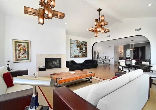3rd image of 130 Dapplegray Rd, Bell Canyon, CA 91307 | MLS# SR26161497