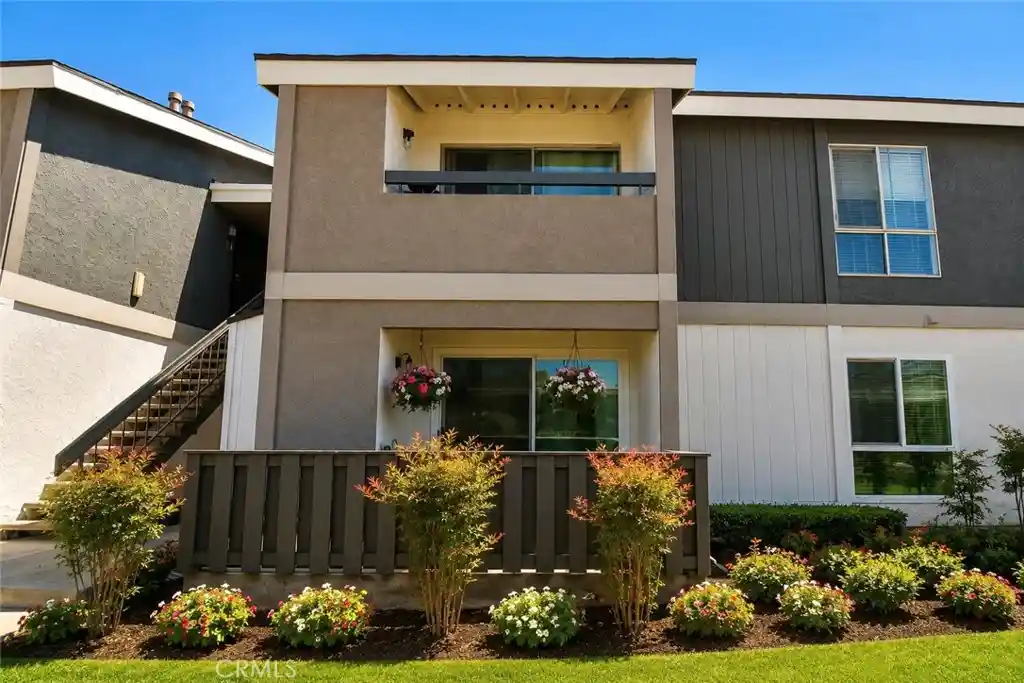 Listing Photo 1 - Condo for sale in 2827 S Fairview St located at 2827 S Fairview St, Santa Ana, CA 92704 - Unit 2827 S Fairview St