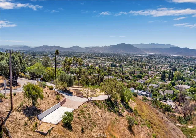 Photo 1 of Land for sale at 375 W Highland, Camarillo, CA 93010 | MLS# SR26161770 | Listing updated on 2026-09-10