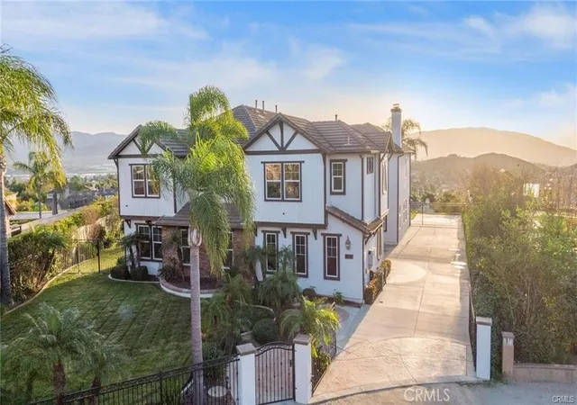 Photo 2 of Mansion for sale at 290 Cross Rail, Norco, CA 92860 | MLS# IV26162636 | Listing updated on 2026-10-03