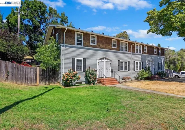 Photo 2 of Sale Pending at 44 Parrott St, Vallejo, CA 94590 | MLS# 41142855 | Listing updated on 2026-09-24