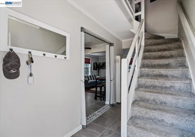 Photo 3 of Sale Pending at 44 Parrott St, Vallejo, CA 94590 | MLS# 41142855 | Listing updated on 2026-09-24
