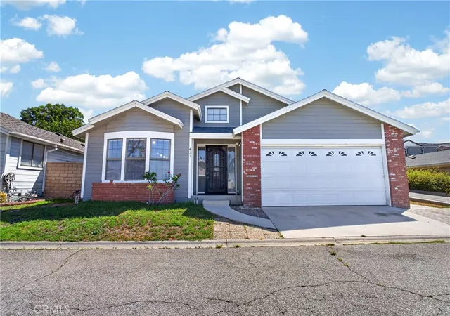 Photo 3 of Manufactured home for sale at 13691 Gavina #412, Sylmar, CA 91342 | MLS# SR26162677 | Listing updated on 2026-09-29