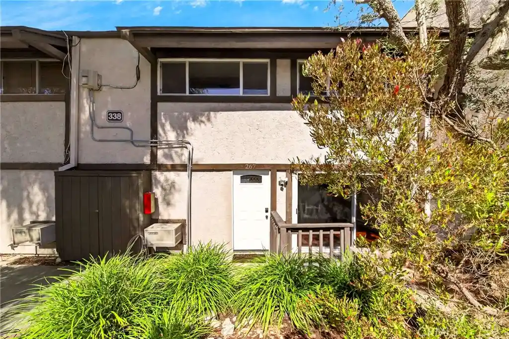 Condo for sale at 338 S Miraleste Dr Unit 267, San Pedro, CA 90732 | MLS# SB26162726