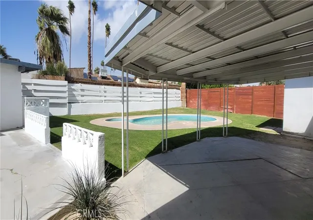 40th image of 43035 Warner Trl, Palm Desert, CA 92211 | MLS# OC26162651