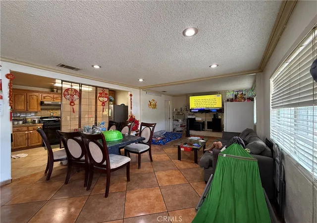 Photo 2 of Single family home for sale at 4728 W Henderson Pl, Santa Ana, CA 92704 | MLS# OC26162381 | Listing updated on 2026-09-11