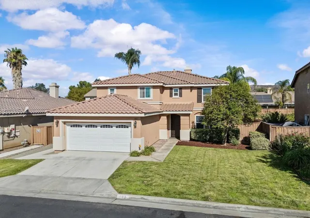Photo 1 of Sale Pending at 183 La Amistad Way, Hemet, CA 92545 | MLS# 260018272SD | Listing updated on 2026-09-16
