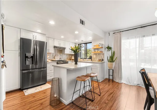 Listing Photo 5 - Condo for sale in building located at 620 W Hyde Park, Inglewood, CA 90302 - Unit #129