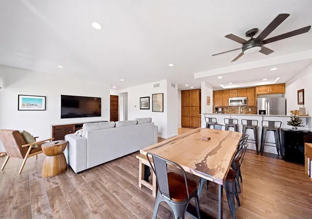 Photo 3 of Sale Pending at 2510 Navarra #505, Carlsbad, CA 92009 | MLS# 260018285SD | Listing updated on 2026-09-17