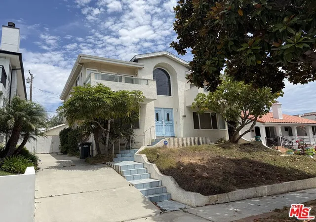 Photo 1 of Sale Pending at 1212 S Irena Ave, Redondo Beach, CA 90277 | MLS# 26862945 | Listing updated on 2026-10-09