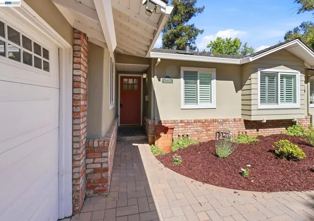 4th image of 1654 Creek Dr, San Jose, CA 95125 | MLS# 41142890