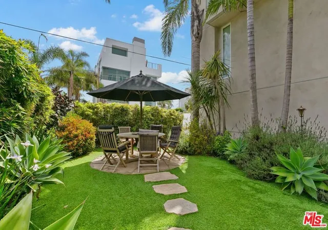 Photo 2 of Condo for sale at 24 Yawl St #2, Marina Del Rey, CA 90292 | MLS# 26859461 | Listing updated on 2026-10-09