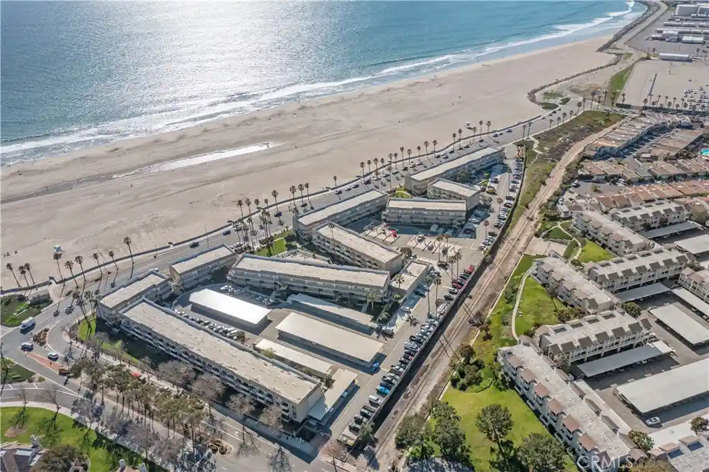Condo for sale at 381 E Surfside, Port Hueneme, CA 93041 | MLS# IV26162958
