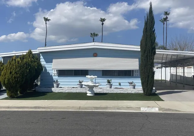 Photo 1 of Sale Pending at 1450 San Marcos Dr, Hemet, CA 92543 | MLS# 219150726DA | Listing updated on 2026-10-06