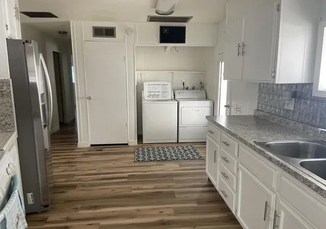 Photo 3 of Sale Pending at 1450 San Marcos Dr, Hemet, CA 92543 | MLS# 219150726DA | Listing updated on 2026-10-06