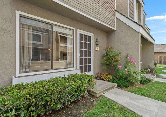 Photo 2 of Townhouse for sale at 14 Greenleaf, Irvine, CA 92604 | MLS# OC26163116 | Listing updated on 2026-09-13