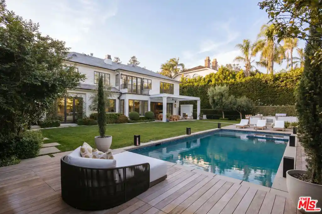 Photo 1 of Mansion for sale at 538 Spoleto Dr, Pacific Palisades, CA 90272 | MLS# 26863323 | Listing updated on 2026-08-20