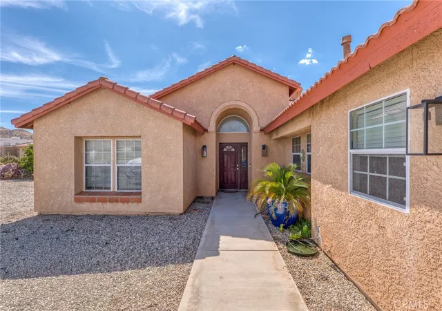 Photo 2 of Single family home for sale at 8508 Juarez Ct, Yucca Valley, CA 92284 | MLS# JT26163079 | Listing updated on 2026-09-05