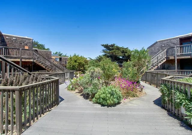 Photo 2 of Condo for sale at 101 Shell Dr #172, Watsonville, CA 95076 | MLS# ML82054158 | Listing updated on 2026-09-27