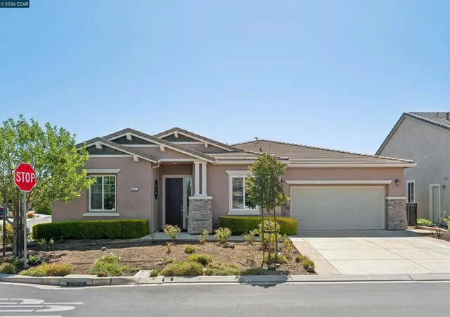 Photo 2 of Single family home for sale at 475 Mallard's Gulch Dr, Rio Vista, CA 94571 | MLS# 41142916 | Listing updated on 2026-09-05
